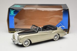 Rolls-Royce Silver Cloud II Hõbe Solido 1:18 8006 Metall - pilt 6/6