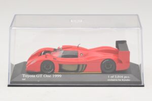Toyota GT-One TS020 Street Punane Minichamps 1:43 433991603 Metall - pilt 4/5