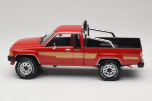 Toyota Hilux N50 Xtra Cab 4x4 Punane KK-Scale 1:18 KKDC181562 Metall - pilt 3/6