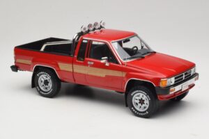 Toyota Hilux N50 Xtra Cab 4x4 Punane KK-Scale 1:18 KKDC181562 Metall - pilt 4/6