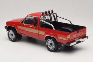 Toyota Hilux N50 Xtra Cab 4x4 Punane KK-Scale 1:18 KKDC181562 Metall - pilt 5/6