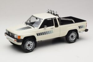 Toyota Hilux N50 Xtra Cab 4x4 Valge KK-Scale 1:18 Toyota Hilux N50 Xtra Cab 4x4 Valge KK-Scale 1:18 KKDC181564 Metall