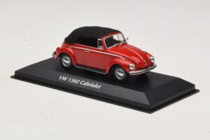 Volkswagen 1302 Kabriolett Punane Maxichamps 1:43 940055031 Metall - pilt 3/5