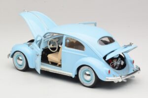 Volkswagen Beetle Sinine Bburago 1:18 3381 Metall - pilt 5/8