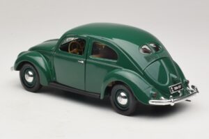 Volkswagen Beetle Roheline Maisto 1:18 32820 Metall - pilt 7/8