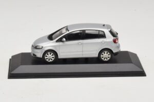 Volkswagen Golf Plus Mk5 Hõbedane Asenduskarp Minichamps 1:43 400054370-R1 Metall