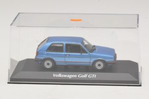 Volkswagen Golf GTI Mk2 Sinine Metallik Maxichamps 1:43 940054120 Metall - pilt 4/5