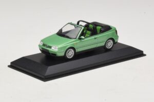 Volkswagen Golf Mk4 Kabriolett Roheline Metallik Minichamps 1:43 430058335 Metall - pilt 2/5