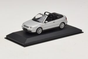Volkswagen Golf Mk4 Kabriolett Hõbedane Edasimüüja Väljaanne Minichamps 1:43 GOLF004 Metall - pilt 2/5