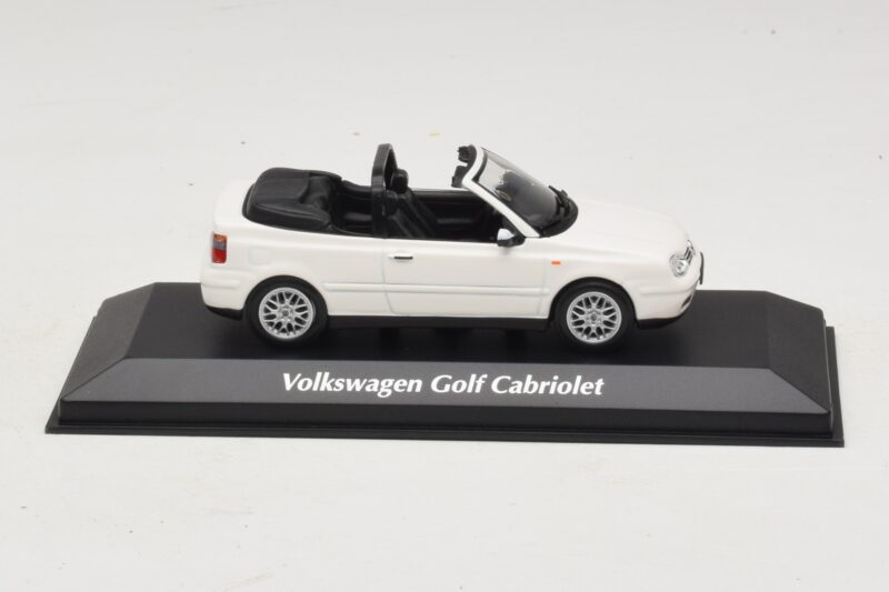 Volkswagen Golf Mk4 Kabriolett Valge Maxichamps 1:43 940058330 Metall