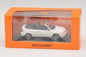 Volkswagen Golf Mk4 Kabriolett Valge Maxichamps 1:43 940058330 Metall - pilt 5/5
