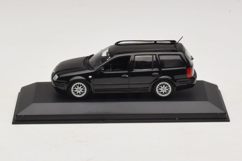 Volkswagen Golf Mk4 Variant Sport Highline BBS Edition Must Minichamps 1:43 GOLF008 Metall