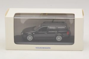 Volkswagen Golf Mk4 Variant Sport Highline BBS Edition Must Minichamps 1:43 GOLF008 Metall - pilt 5/5