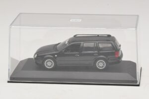 Volkswagen Golf Mk4 Variant Sport Highline BBS Edition Must Asenduskarp Minichamps 1:43 GOLF008-R1 Metall - pilt 4/5