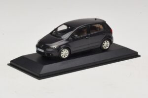Volkswagen Golf Plus Mk5 Must Minichamps 1:43 GOLF007 Metall - pilt 2/5