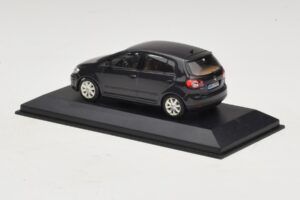 Volkswagen Golf Plus Mk5 Must Minichamps 1:43 GOLF007 Metall - pilt 3/5