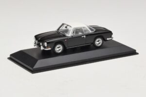 Volkswagen Karmann Ghia Must valge katusega Minichamps 1:43 430050224 Metall - pilt 2/5