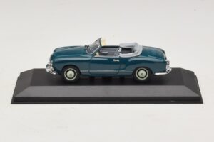 Volkswagen Karmann Ghia Kabriolett Tumesinine Minichamps 1:43 GHIA001 Metall