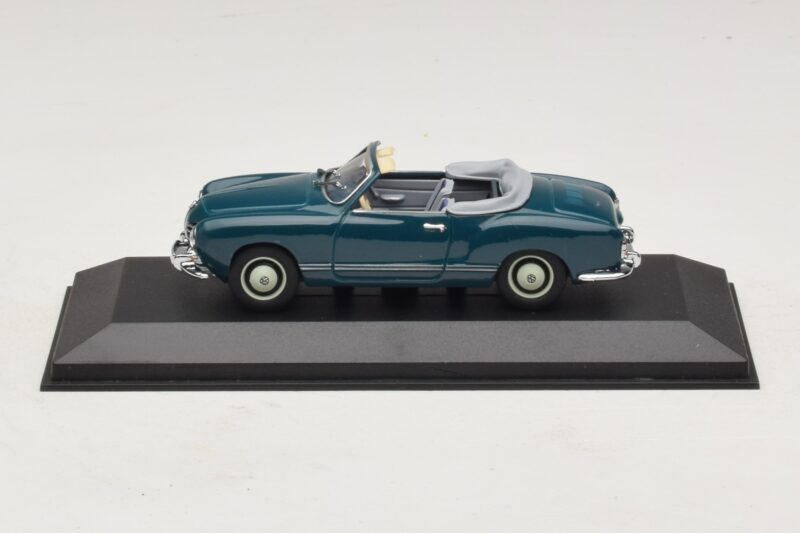 Volkswagen Karmann Ghia Kabriolett Tumesinine Minichamps 1:43 GHIA001 Metall