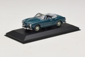 Volkswagen Karmann Ghia Kabriolett Tumesinine Minichamps 1:43 GHIA001 Metall - pilt 2/5
