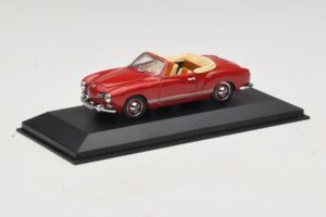 Volkswagen Karmann Ghia Kabriolett Tumepunane Minichamps 1:43 5032 Metall - pilt 2/5