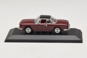 Volkswagen Karmann Ghia Punane Musta Katusega Minichamps 1:43 GHIA002 Metall