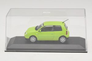 Volkswagen Lupo Roheline Minichamps 1:43 430058101 Metall - pilt 4/5