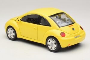 Volkswagen New Beetle A4 Kollane Bburago 1:18 3302 Metall - pilt 7/8