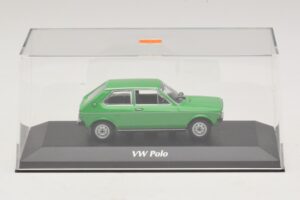 Volkswagen Polo Mk1 Roheline Maxichamps 1:43 940050501 Metall - pilt 4/5