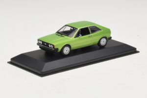 Volkswagen Scirocco Mk1 Roheline Metallik Asenduskarp Maxichamps 1:43 940050420-R1 Metall - pilt 2/5