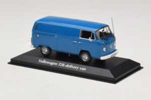 Volkswagen T2b Kaubaauto Sinine Maxichamps 1:43 940053061 Metall - pilt 3/5