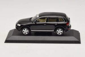 Volkswagen Touareg 7L Must Minichamps 1:43 TOUAREG002 Metall