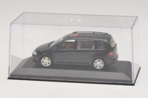 Volkswagen Touran 1T Must Minichamps 1:43 TOURAN005 Metall - pilt 4/5