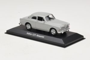 Volvo 121 Amazon Hall Maxichamps 1:43 940171000 Metall - pilt 3/5
